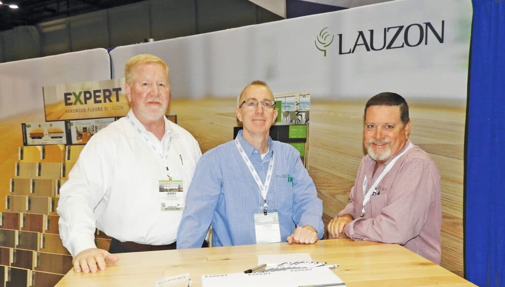 Jerry Wise, Chris Reohr and Jeff Hogg, Lauzon Ltd., Papineauville, QC
