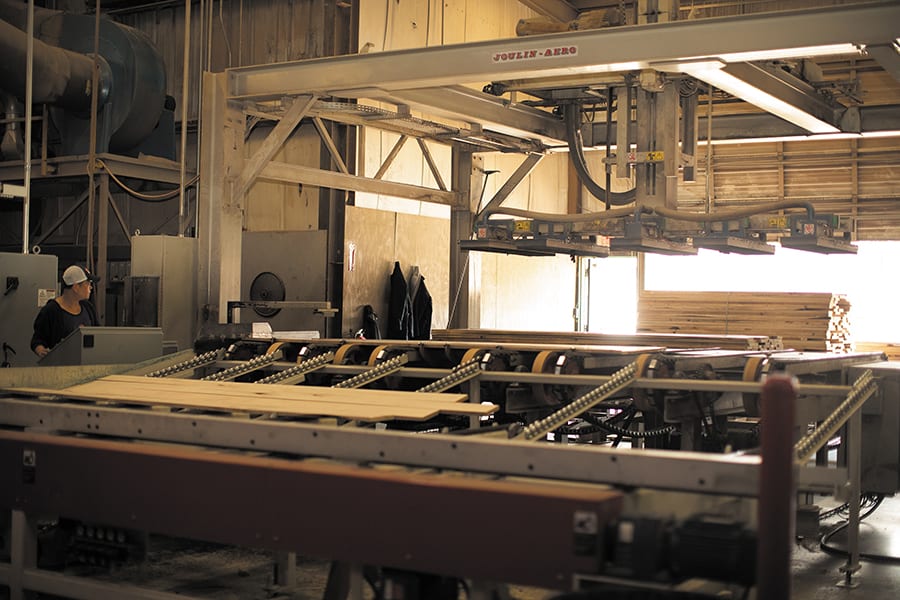 Quality Softwood And Hardwood Lumber, Millwork And Moulding At Holt and Bugbee Company 6