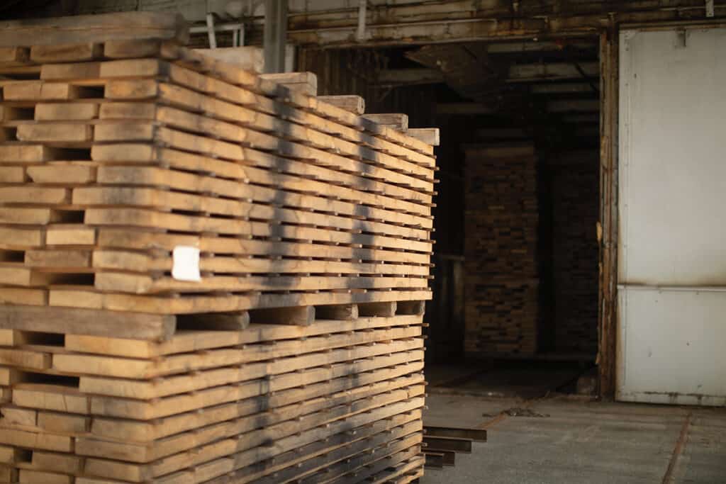 Quality Hardwood Lumber, Millwork And Moulding At Holt & Bugbee Company 3