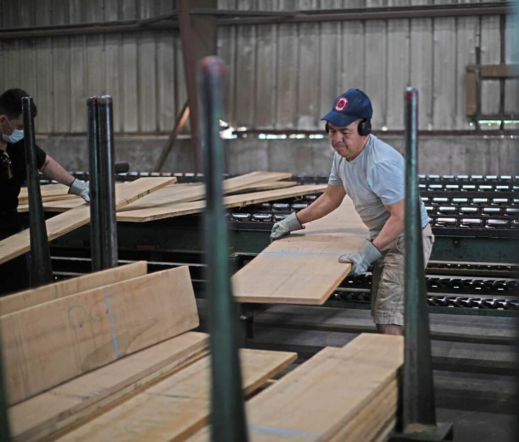 Quality Hardwood Lumber, Millwork And Moulding At Holt & Bugbee Company 5