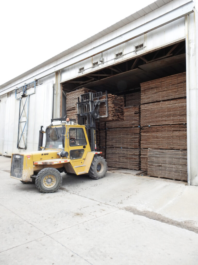 MO PAC Lumber Company : The Gold Standard In Walnut For Four Generations 4 MO PAC Lumber Company : The Gold Standard In Walnut For Four Generations 4